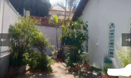 Casa com 3 dormitórios à venda, 192 m² por R$ 320.000,00 - Leblon - Uberaba/MG