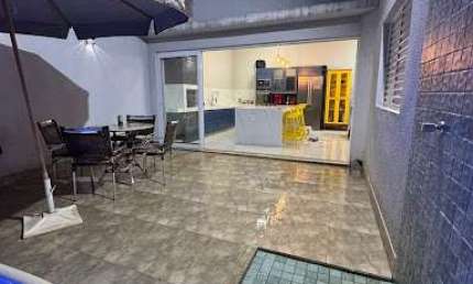 VENDE-SE EXCELENTE CASA NO CONDOMÍNIO VAINICE ANDRADE