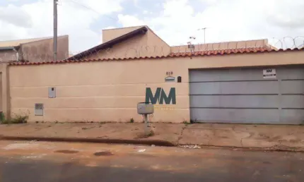 Casa com 3 dormitórios à venda, 180 m² por R$ 485.000,00 - Parque das Américas - Uberaba/MG