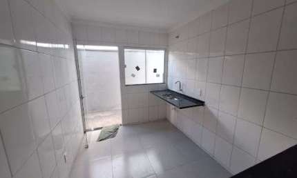 Casa com 3 quartos à venda na Rua Búzios, Jardim Copacabana, Uberaba, 98 m2 por R$ 250.000