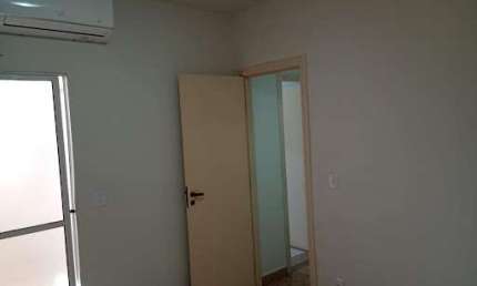 Apartamento com 2 quartos à venda na Rua André Dominicci, Olinda, Uberaba, 55 m2 por R$ 240.000