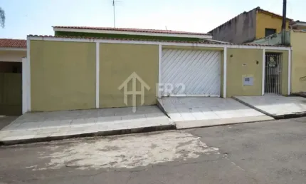 Casa a venda em ótima localização da cidade de paulínia