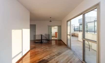 Cobertura para venda com 5 quartos, sendo 3 suítes, 257m²