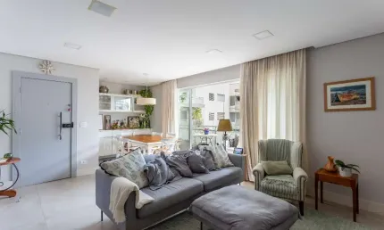 Apartamento tipo para venda em Moema com 2 quartos, sendo 1 suíte, 114m²
