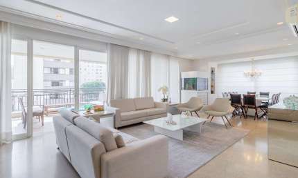 Apartamento tipo para venda com 4 quartos, sendo 4 suítes, 356m²