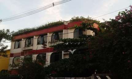 Sobrado para venda com 5 quartos, sendo 2 suítes, 465m²