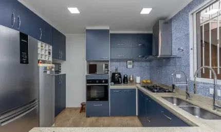 Casa tipo para venda em Vila Romana com 4 quartos, sendo 3 suítes, 170m²