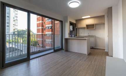 Duplex para venda com 2 quartos, sendo 2 suítes, 85m²