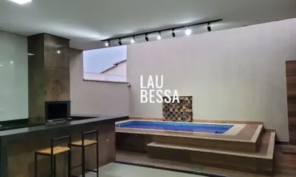 Vendo Casa lajeada sozinha no lote 3/4 sendo 1 suite, com aproximadamente 135m de área construída
