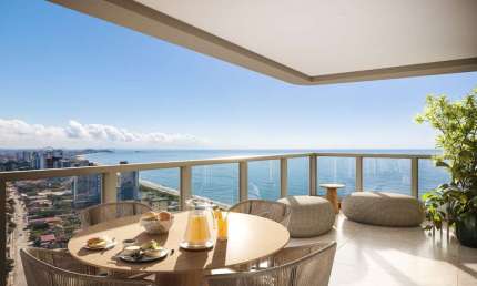 Frente Mar - 3 Suítes - 125,75m² - 2 Vagas - 19º Andar - Posição Leste