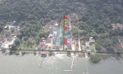 TERRENO COM LOCALIZAÇÃO PRIVILEGIADA NA BAÍA - 250m²