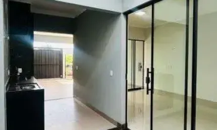 Casa à venda em Rio Verde - GO com churrasqueira, 3 quartos, espaço aconchegante e armários