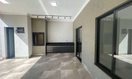 Casa moderna a venda parque jatobás com 3 quartos em rio verde go