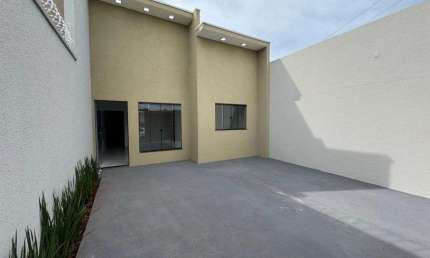 Casa à venda com espaço aconchegante, 3 quartos sendo 1 suíte e acabamento moderno em Rio Verde - GO