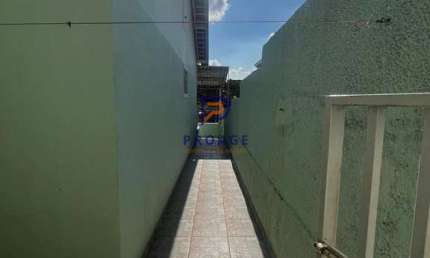 Casa de Fundo com 2 Quartos e 1 Suíte – 80 m² de Conforto no Jardim Bom Sucesso!