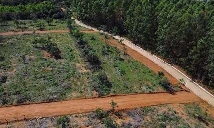 Chácaras 1000M² Entrada 25.000 mil e Restante parcelado com Registro em Itatiaiuçu MG
