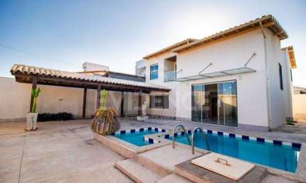 Linda Casa à Beira-Mar à Venda em Interlagos - Vila Velha