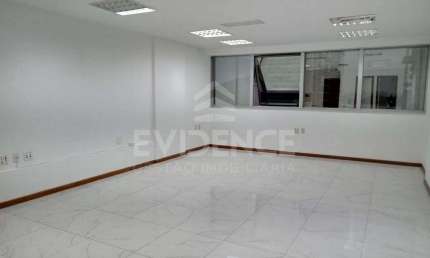 Sala comercial à venda no Enseada do Suá, Vitória 