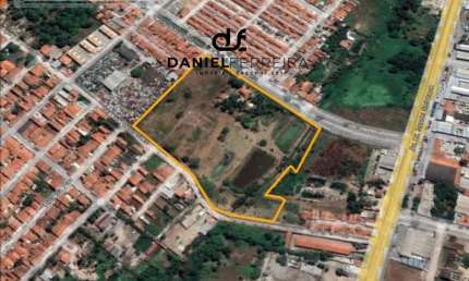 Terreno no Aracapé com Poço de Água Mineral – Duas Frentes e Ótima Localização!