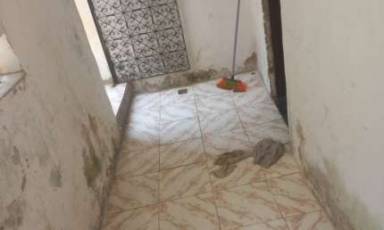 CASA BARATISSIMA A VENDA NA BOCA DO RIO, PROXIMO A NONA DELEGACIA, 3/4 SALA GRANDE, VARANDA,