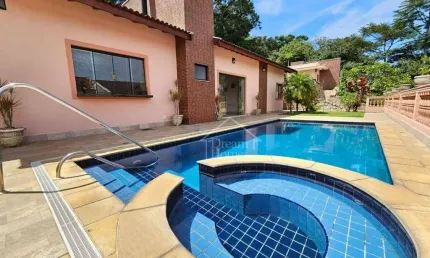 Casa com 3 quartos à venda ou para alugar - Condomínio Estância Marambaia - Vinhedo/SP