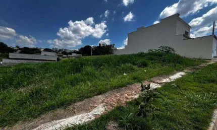 Terreno à venda na Rua Antonio Ferragut Neto, 152, Pinheirinho, Vinhedo