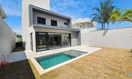 Casa à venda no Condomínio Recanto dos Paturis - Vinhedo/SP.