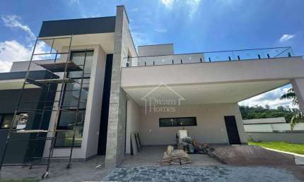 Casa com 3 quartos, nova, no Condomínio Reserva dos Vinhedos