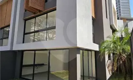 Condomínio com 4 quartos à venda em Jardim Panorama - SP