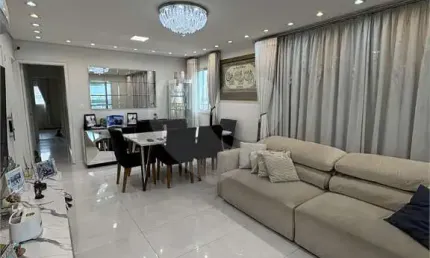 Apartamento com 3 quartos à venda ou para locação em Vila Paiva - SP