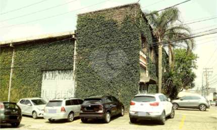 Prédio à venda na Avenida do Cursino, Saúde, São Paulo