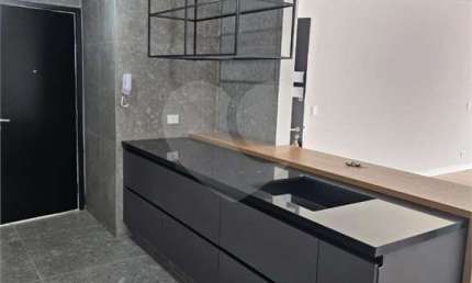 Apartamento com 3 quartos à venda em Cerqueira César - SP