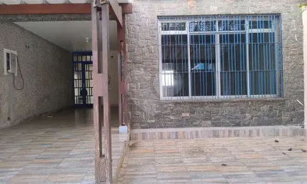 Sobrado com 3 quartos à venda ou para locação em Santo Amaro - SP