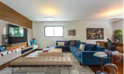 Duplex com 5 quartos à venda em Cerqueira César - SP
