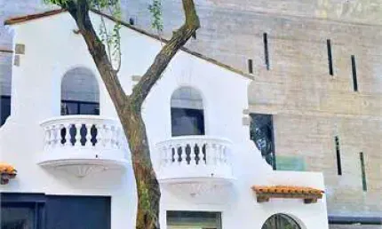 Prédio inteiro à venda ou para locação em Pinheiros - SP