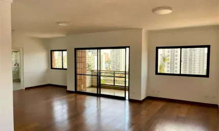 Apartamento com 3 quartos à venda em Parque São Jorge - SP