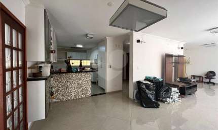 Sobrado com 4 quartos à venda em Vila Cordeiro - SP