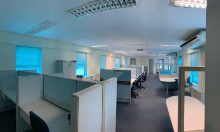 Prédio inteiro à venda ou para locação em Vila Clementino - SP
