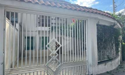 Sobrado com 2 quartos à venda ou para locação em Vila Romero - SP