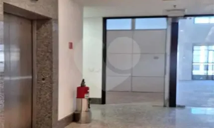 Salas com 1 quartos para locação em Indianópolis - SP