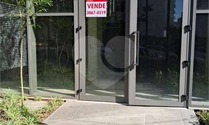 Loja à venda ou para locação em Vila Clementino - SP