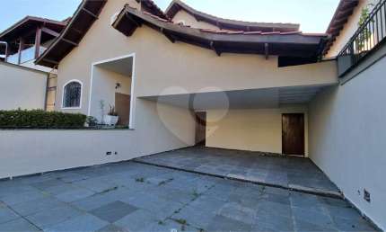 Sobrado com 4 quartos para locação em City América - SP
