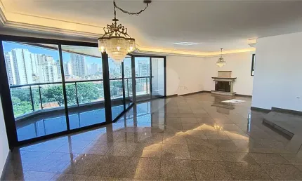 Apartamento com 4 quartos para locação em Santana - SP