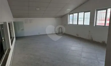 Salão Comercial para locação em Parada Inglesa - SP
