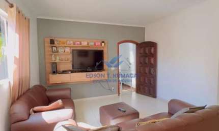 Casa para venda com 300 m² e 3 quartos em Vila Independência, Bauru - SP