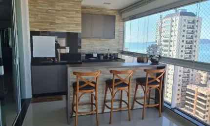 Apartamento Alto Padrão em Meia Praia para até 9 pessoas - ALUGUEL DE TEMPORADA