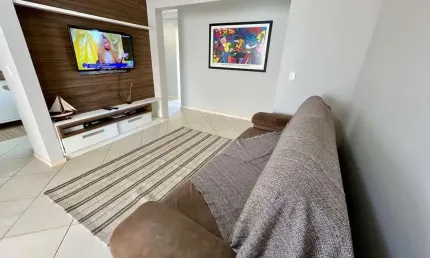 Apartamento com 3 dormitórios na Quadra do Mar em Meia Praia - ALUGUEL DE TEMPORADA