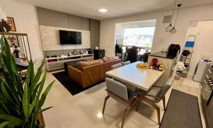 Lindo Apartamento em Porto Belo com 2 suítes e 2 vagas de garagem - LOCAÇÃO ANUAL