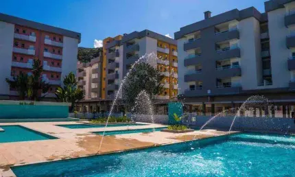 Apartamento com ótima localização, pertinho da praia!