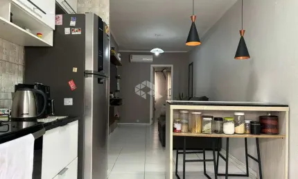 Casa com 2 quartos à venda na Rua Professora Silvia Síeben Meotti, 84, São José, Canoas por R$ 380.000